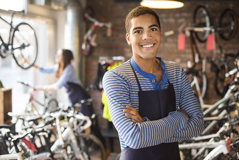 13ème édition du salon départemental des mini-entreprises-EPA*